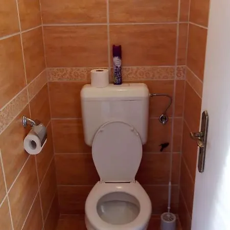 Vakantiehuis 9 *
