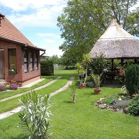 9 Vakantiehuis Balatonberény