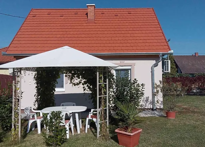9 * Балатонберень